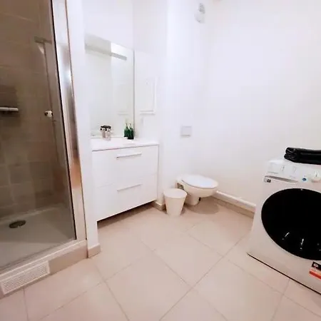 Elegancia Rueil, 20 Min De Paris La Defense, Quartier Recherche, Apartment Rueil-Malmaison