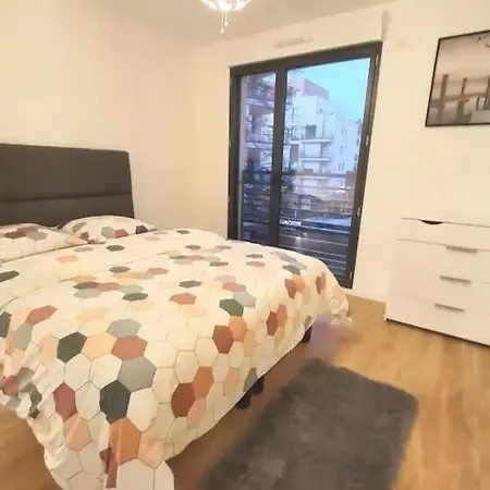 Elegancia Rueil, 20 Min De Paris La Defense, Quartier Recherche, Apartment *