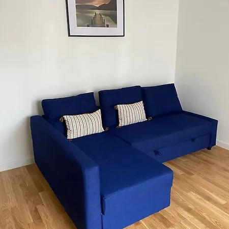 Elegancia Rueil, 20 Min De Paris La Defense, Quartier Recherche, Apartment *